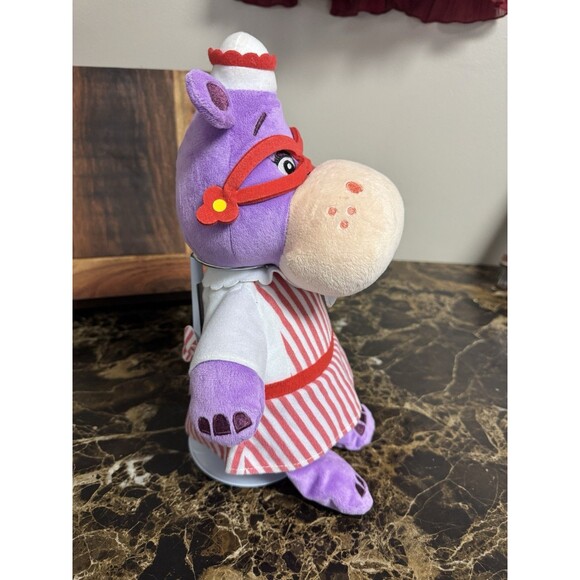 Disney Doc McStuffins Cuddles and Hugs Hallie Talking Plush. - Picture 2 of 7